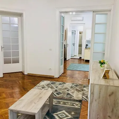 Joy Paris 4 2 Apartment