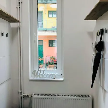 Apartment Joy Paris 4 2